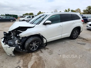 TOYOTA HIGHLANDER XLE