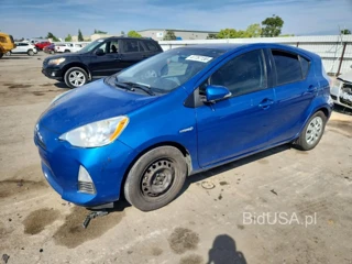 TOYOTA PRIUS C TWO