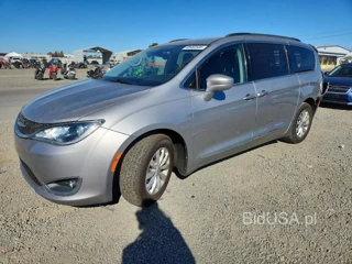 CHRYSLER PACIFICA TOURING L