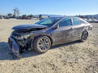 TOYOTA CAMRY SE