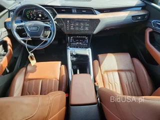 AUDI E-TRON PRESTIGE