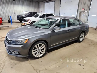 VOLKSWAGEN PASSAT SE