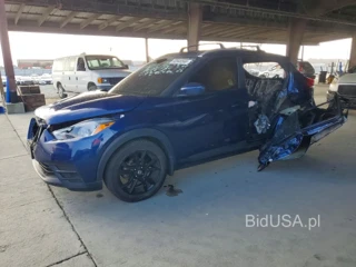 NISSAN KICKS SV