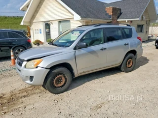 TOYOTA RAV4 BASE