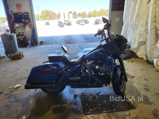 HARLEY-DAVIDSON FLTRU