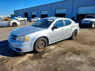 DODGE AVENGER SE