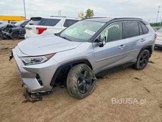 TOYOTA RAV4 XSE