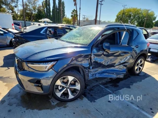 VOLVO XC40 PLUS