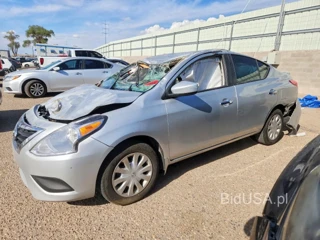 NISSAN VERSA SV