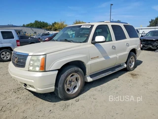 CADILLAC ESCALADE LUXURY