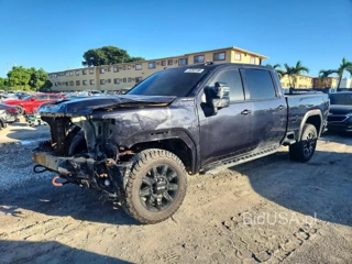 GMC SIERRA K2500 AT4
