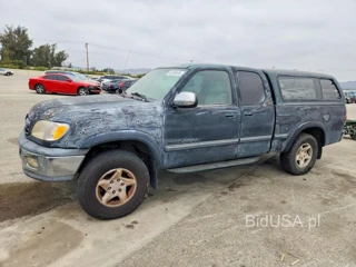 TOYOTA TUNDRA SR5