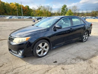 TOYOTA CAMRY SE V6
