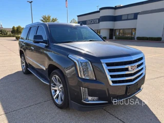 CADILLAC ESCALADE LUXURY