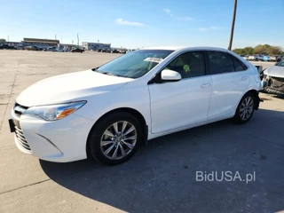 TOYOTA CAMRY XLE