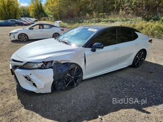 TOYOTA CAMRY XSE V6