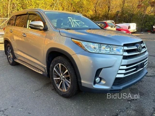 TOYOTA HIGHLANDER XLE