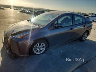 TOYOTA PRIUS LE