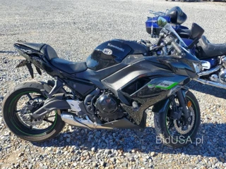 KAWASAKI EX650 R