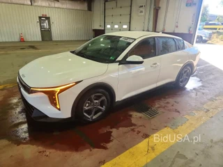 KIA K4 LXS