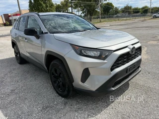 TOYOTA RAV4 LE
