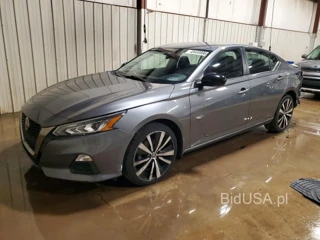 NISSAN ALTIMA SR