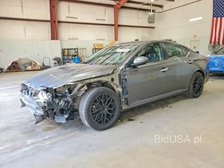 NISSAN ALTIMA SV