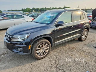 VOLKSWAGEN TIGUAN S