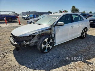 VOLKSWAGEN JETTA S