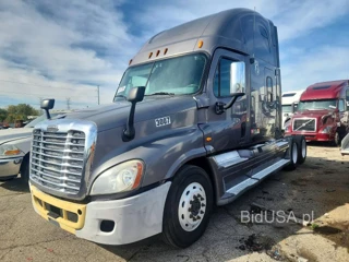 FREIGHTLINER CASCADIA