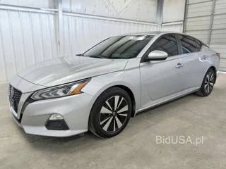 NISSAN ALTIMA SV