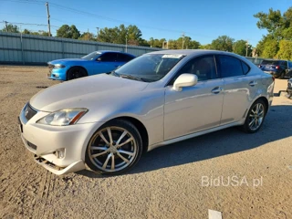 LEXUS IS 250 BASE