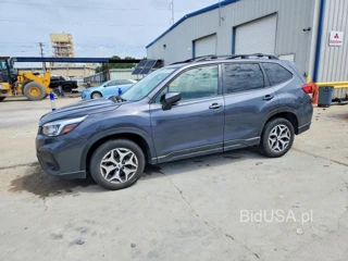 SUBARU FORESTER PREMIUM
