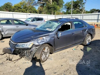 VOLKSWAGEN PASSAT SE