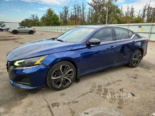 NISSAN ALTIMA SR