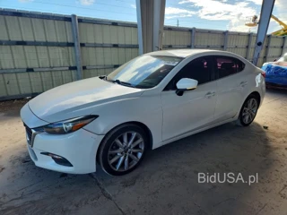 MAZDA 3 TOURING