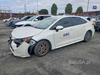 TOYOTA COROLLA LE