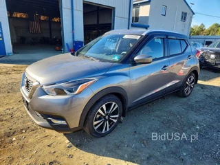 NISSAN KICKS SV