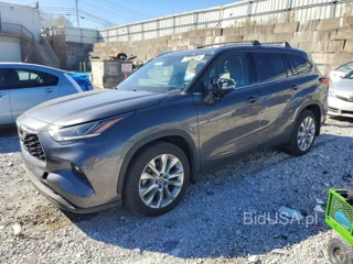 TOYOTA HIGHLANDER LIMITED