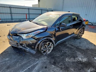 TOYOTA C-HR XLE