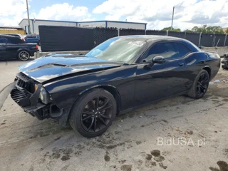 DODGE CHALLENGER SXT