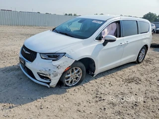 CHRYSLER PACIFICA TOURING L