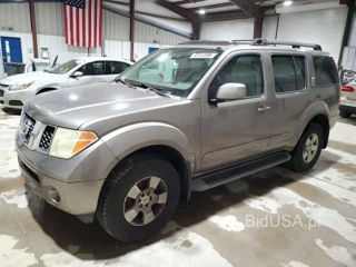 NISSAN PATHFINDER XE