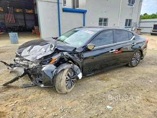NISSAN ALTIMA SV