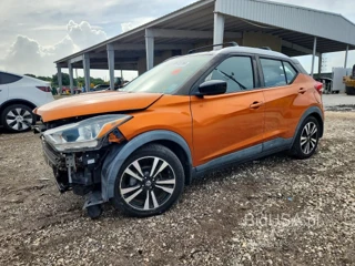 NISSAN KICKS SV