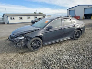 TOYOTA CAMRY XSE