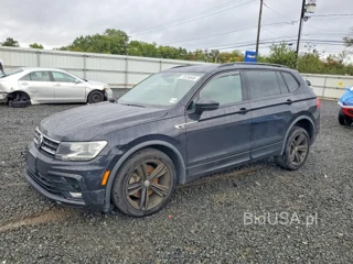 VOLKSWAGEN TIGUAN SE