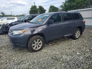 TOYOTA HIGHLANDER BASE