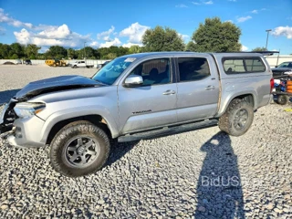 TOYOTA TACOMA SR5 V6