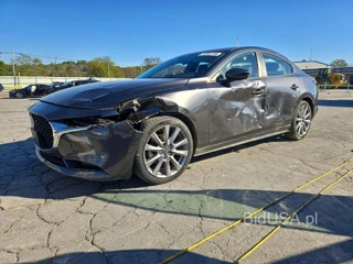 MAZDA 3 PREFERRED